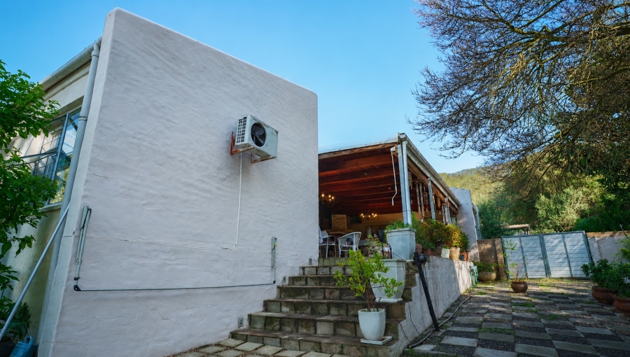 4 Bedroom Property for Sale in Groenvlei Western Cape